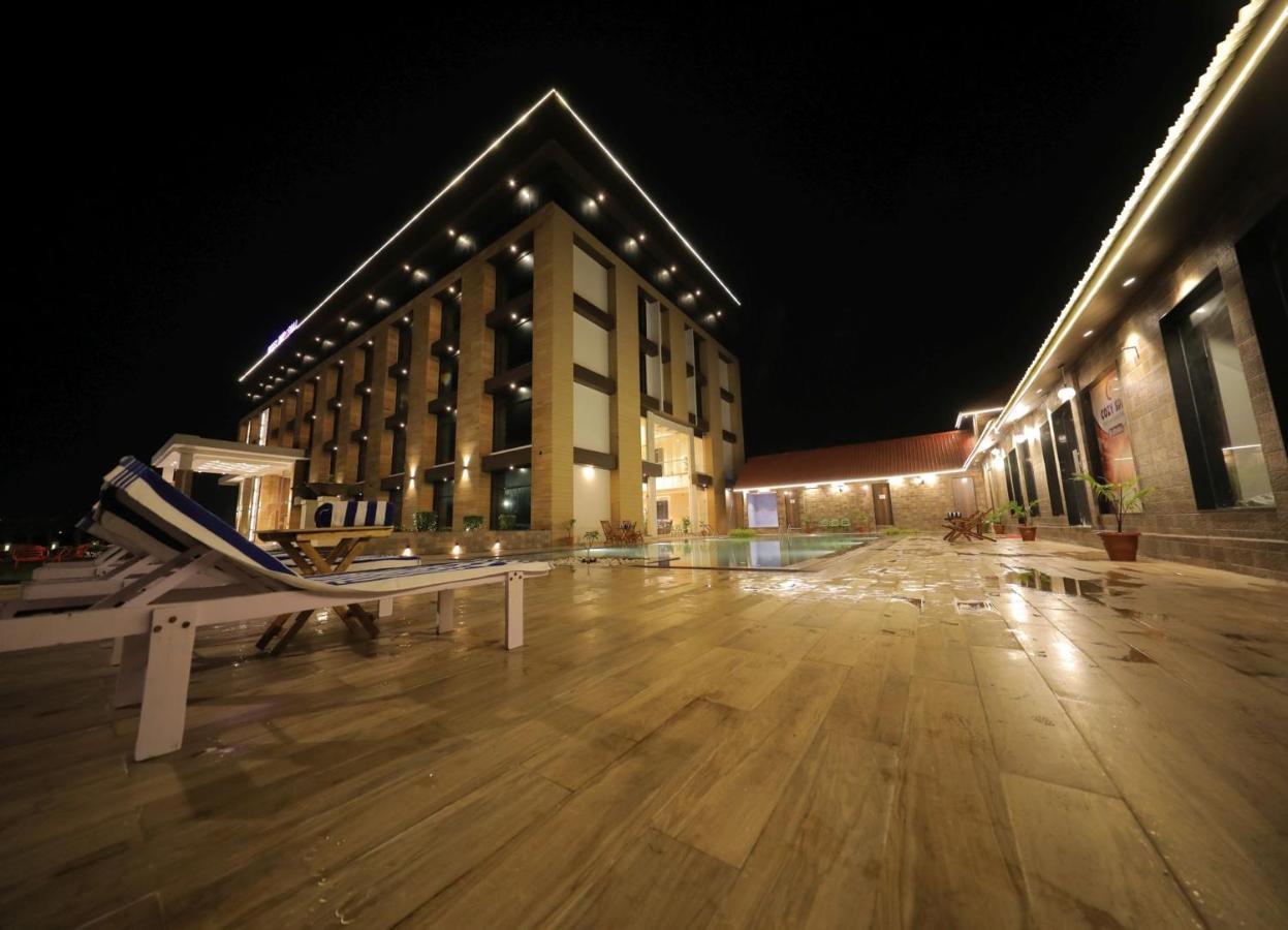 Sarovar Portico, Somnāth Εξωτερικό φωτογραφία